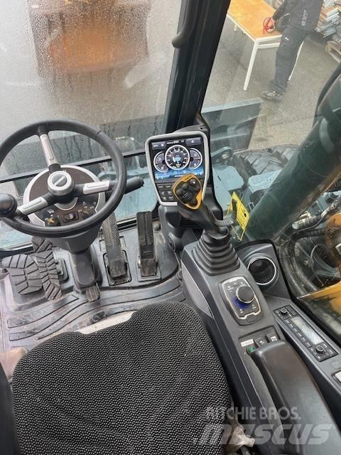 Hyundai HW160 Ratiniai ekskavatoriai
