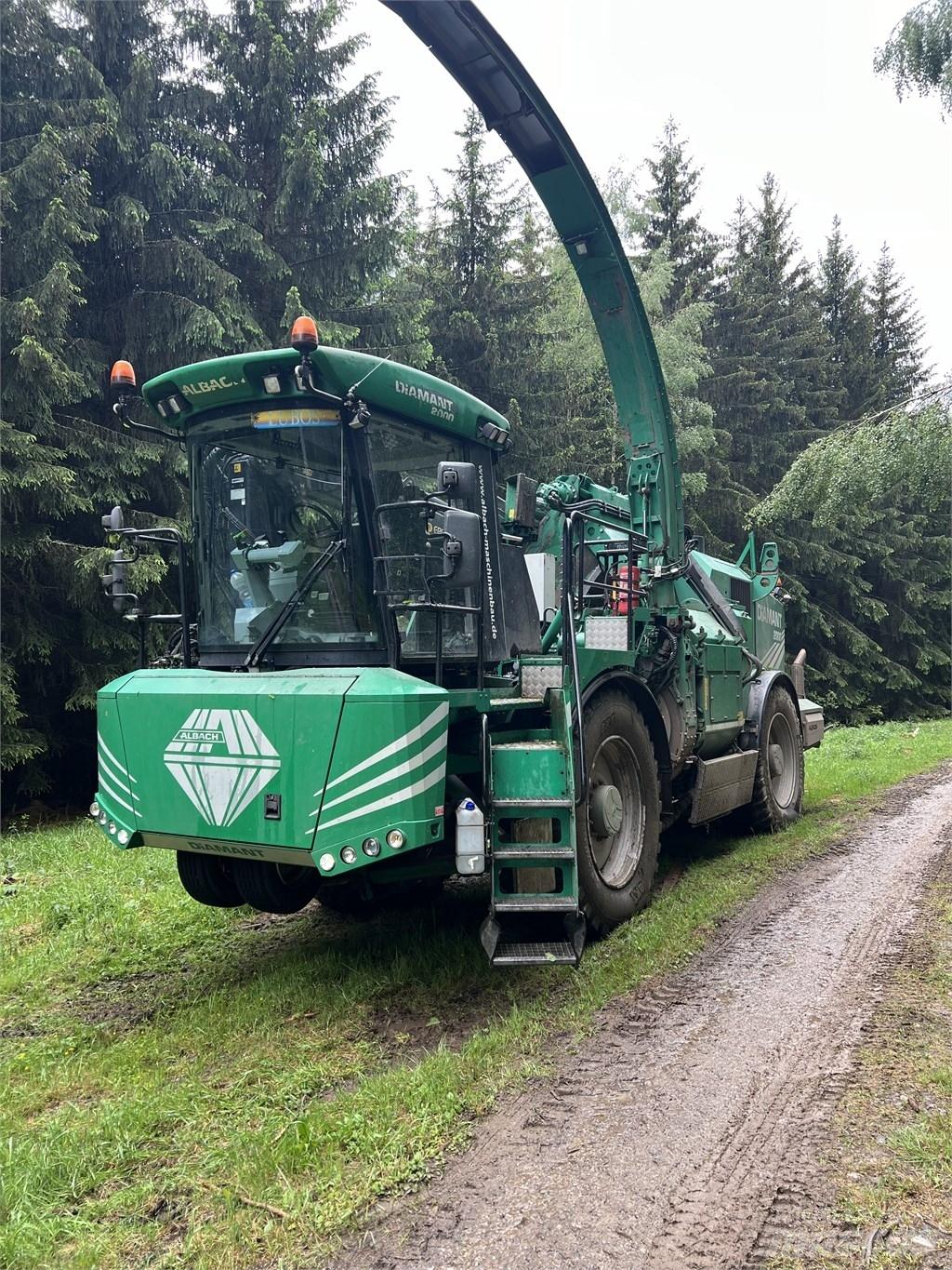 Albach Diamant 2000 Medienos smulkintuvai