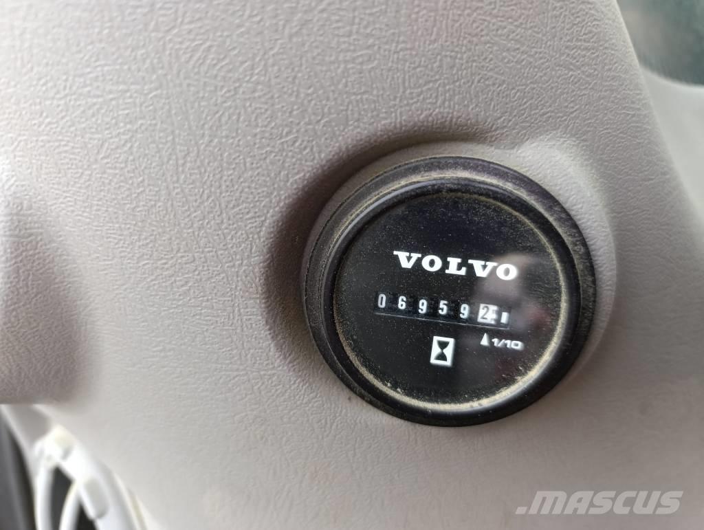 Volvo EW 210 D Ratiniai ekskavatoriai