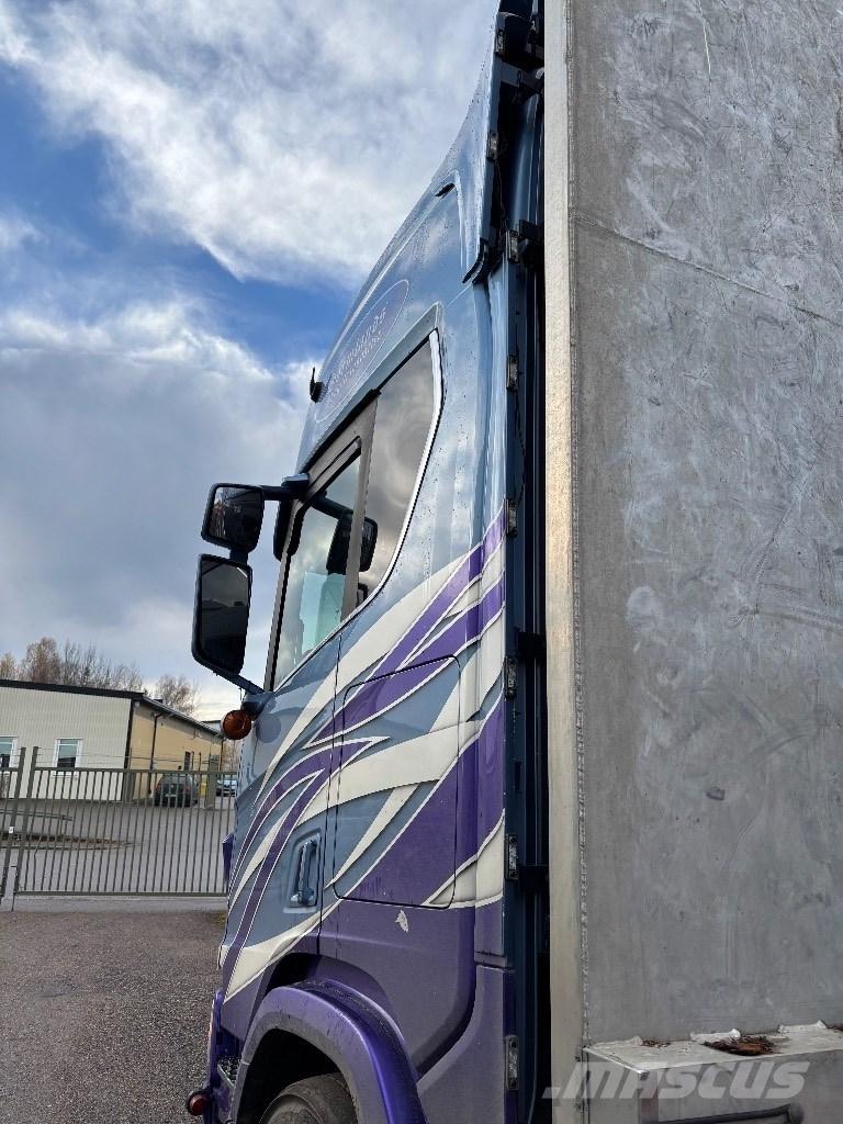 Scania R730B6X4NB Miškovežių vilkikai