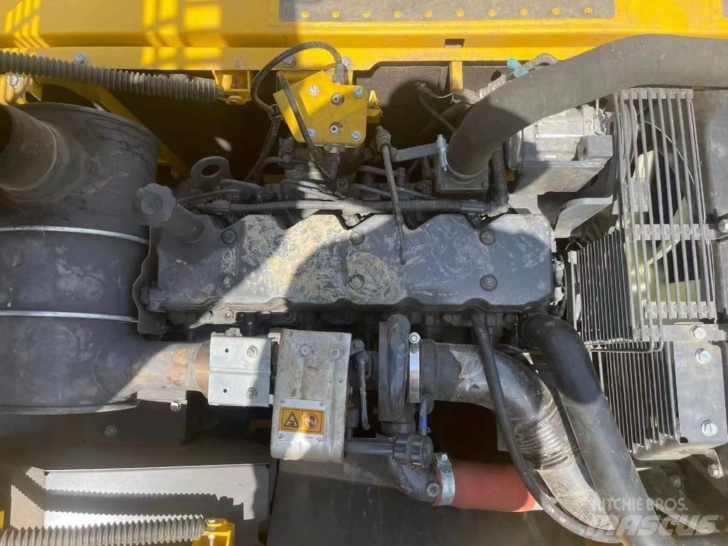Komatsu PC 270 Vikšriniai ekskavatoriai