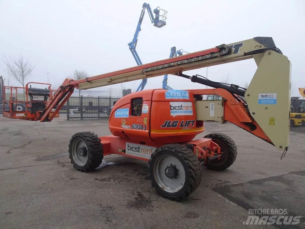 JLG 600AJ Alkūniniai keltuvai