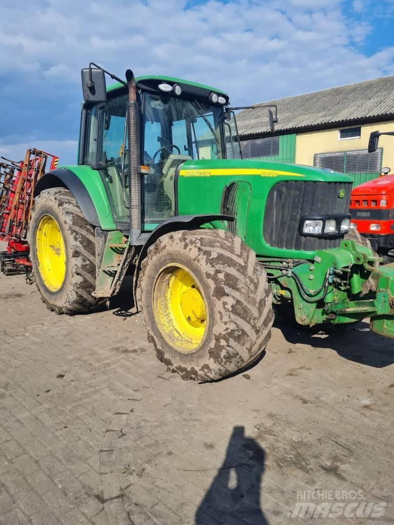 John Deere 6920 Traktoriai