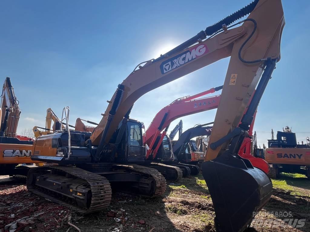 XCMG XE 305 DK Vikšriniai ekskavatoriai