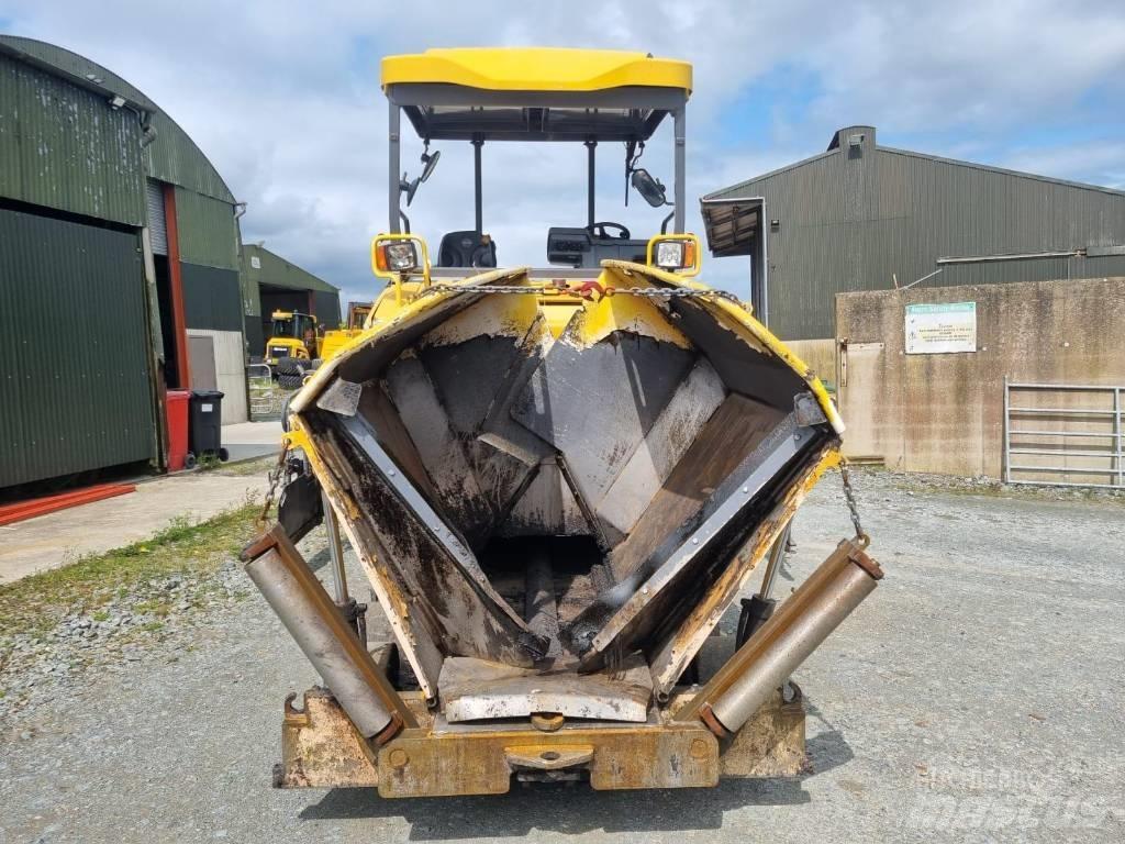 Vögele Super 1300-3i Asfalto klotuvai