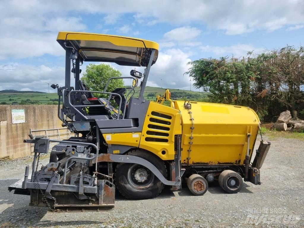 Vögele Super 1300-3i Asfalto klotuvai