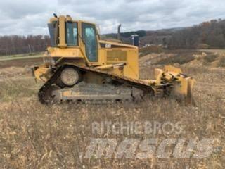 CAT D6N Vikšriniai buldozeriai