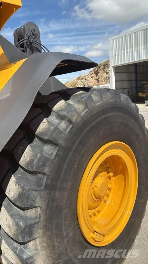 Volvo L 110 F Naudoti ratiniai krautuvai