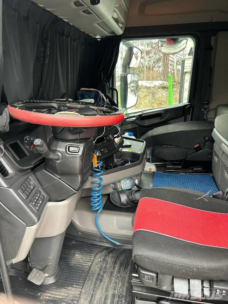 Scania R410 4x2 Naudoti vilkikai