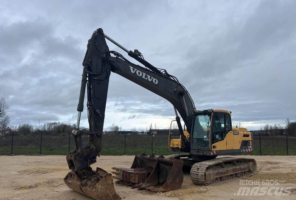 Volvo EC 220 DL Vikšriniai ekskavatoriai