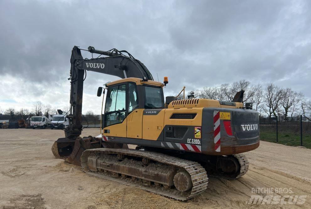 Volvo EC 220 DL Vikšriniai ekskavatoriai