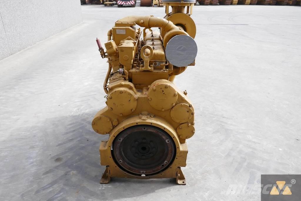 CAT D353E Varikliai