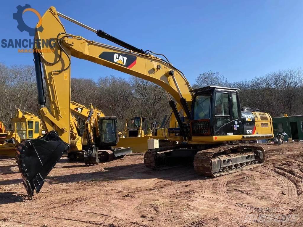 CAT 325 D Vikšriniai ekskavatoriai