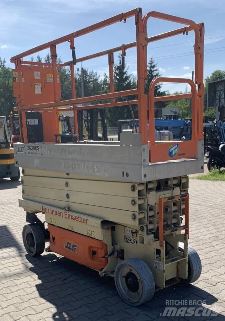 JLG 2630 ES Žirkliniai keltuvai