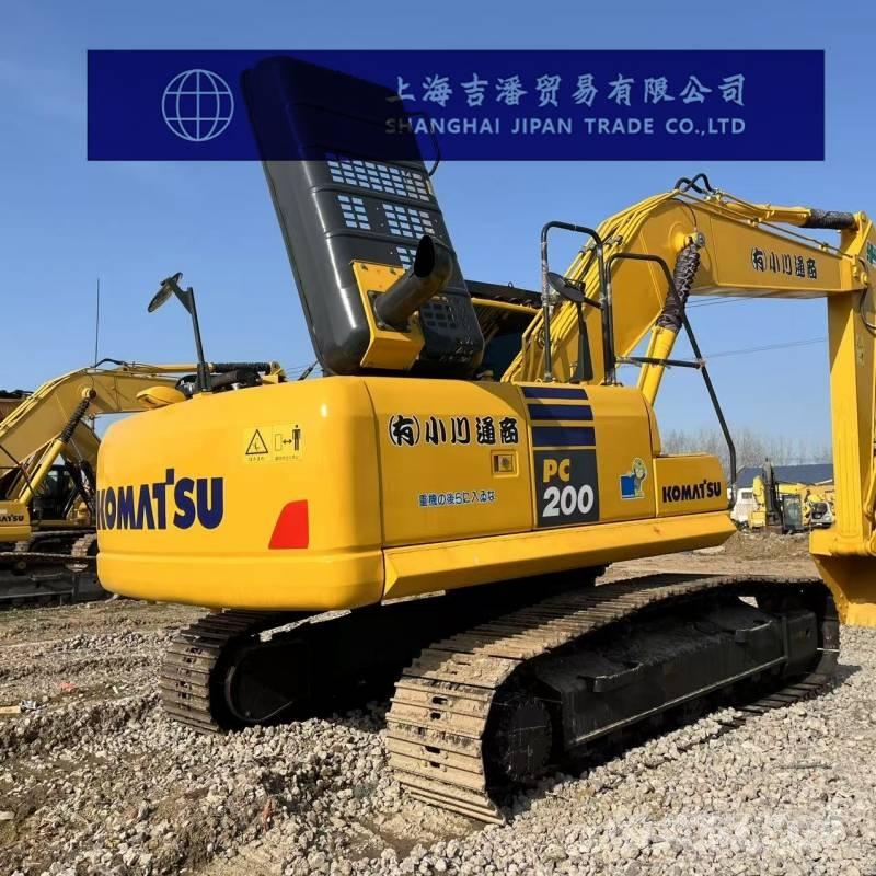 Komatsu PC 200 Vikšriniai ekskavatoriai