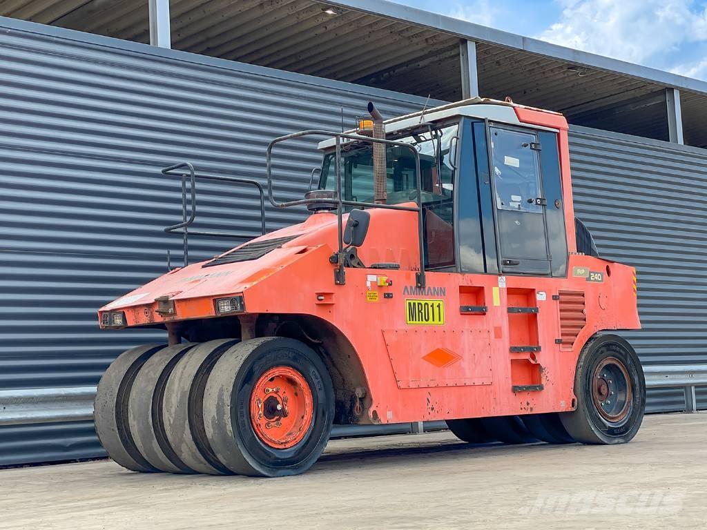 Ammann AP 240 Pneumo volai