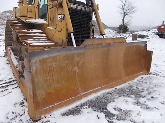 CAT D 6 H LGP II Vikšriniai buldozeriai