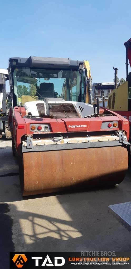 Dynapac CC 6200 Porinių būgnų volai