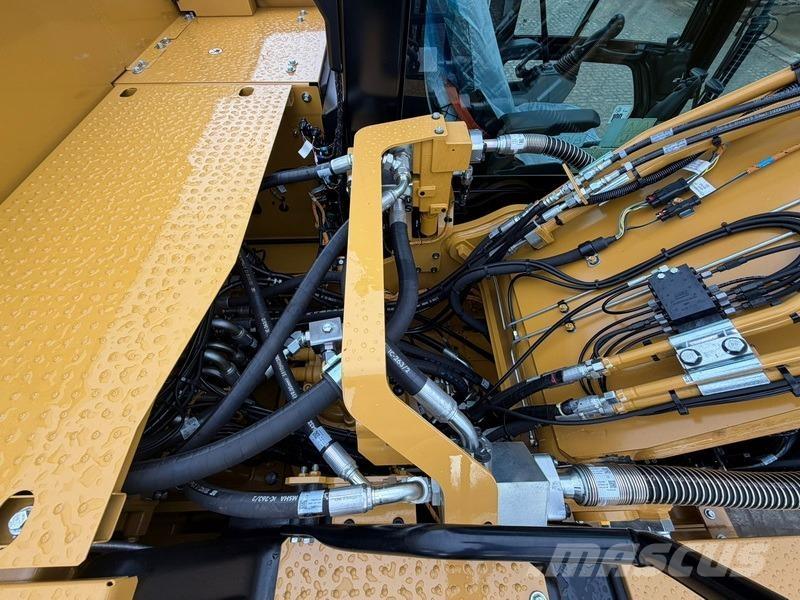 CAT 323-07 Vikšriniai ekskavatoriai