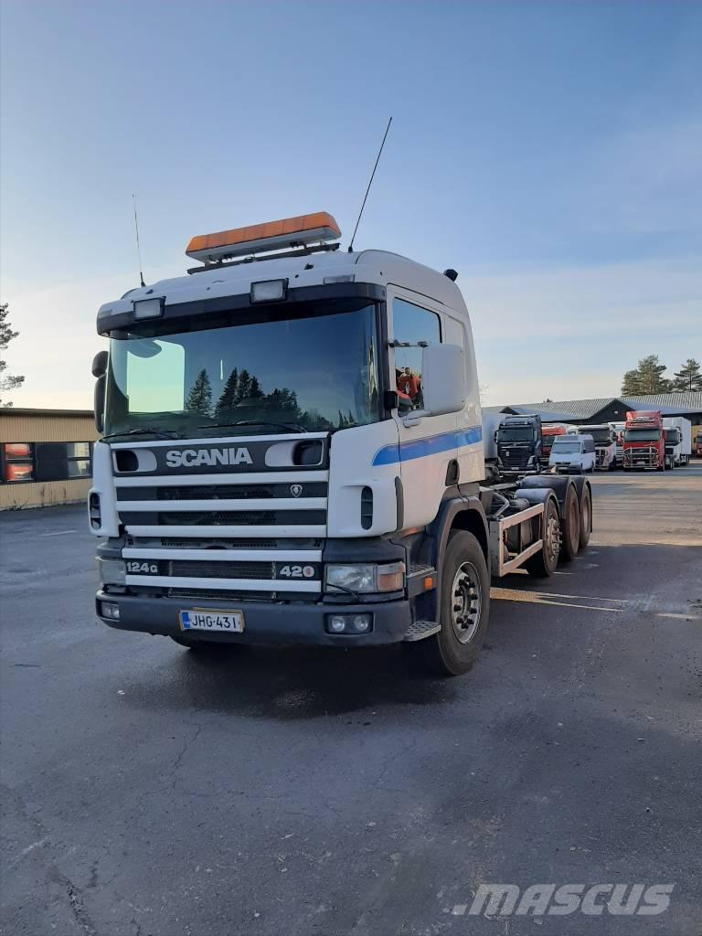 Scania P 124 Sunkvežimiai su keliamuoju kabliu