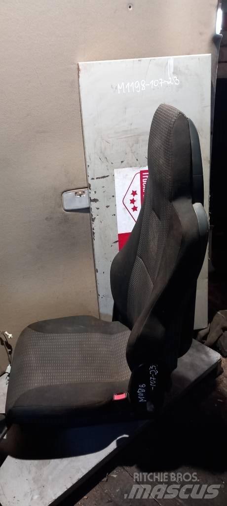 MAN TGS.     81623016946 Kabinos ir salonai