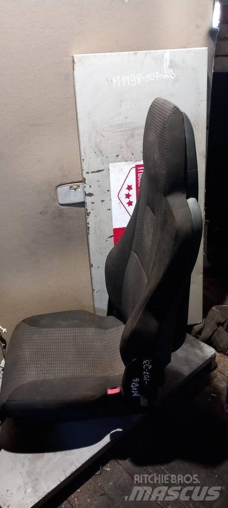 MAN TGS.     81623016946 Kabinos ir salonai