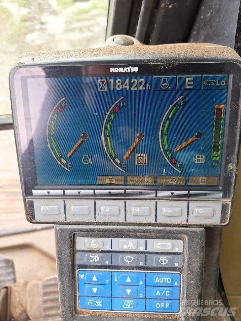 Komatsu PC 210 LC-8K Vikšriniai ekskavatoriai