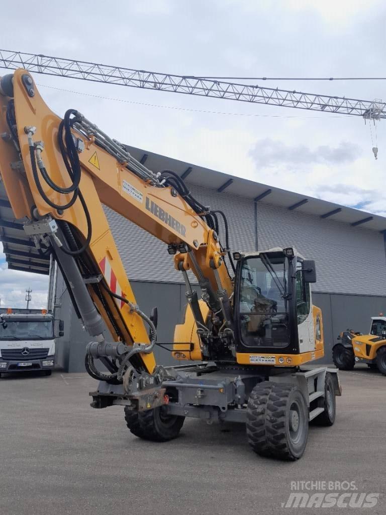 Liebherr A 916 Ratiniai ekskavatoriai