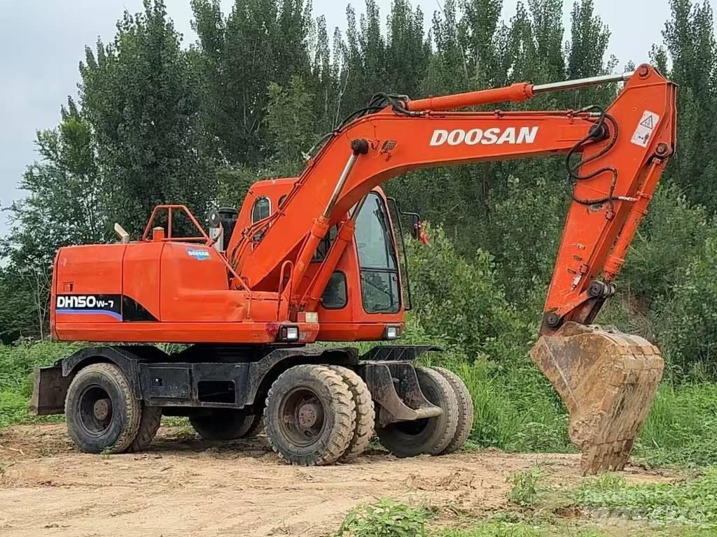Doosan DH 150 W-7 Ratiniai ekskavatoriai