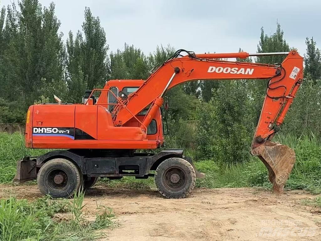 Doosan DH 150 W-7 Ratiniai ekskavatoriai