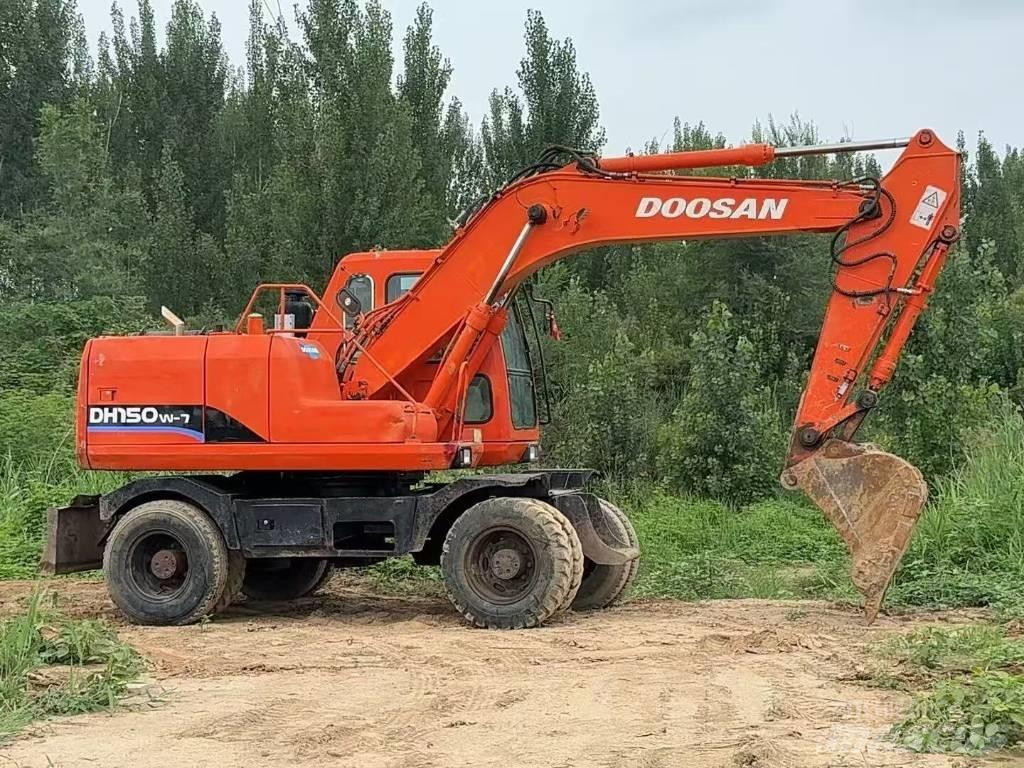 Doosan DH 150 W-7 Ratiniai ekskavatoriai