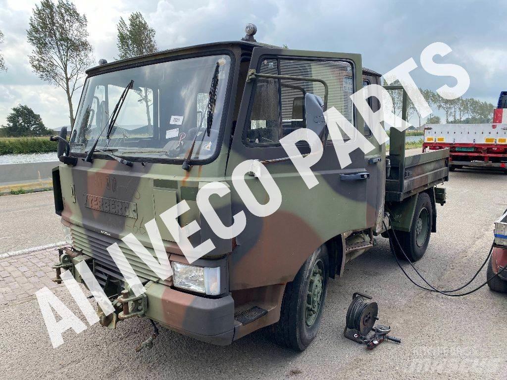 Terberg F750 4x4 Sunkvežimiai su dengtu kėbulu