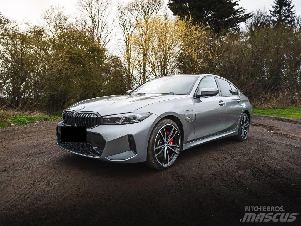 BMW 330e Lengvieji automobiliai