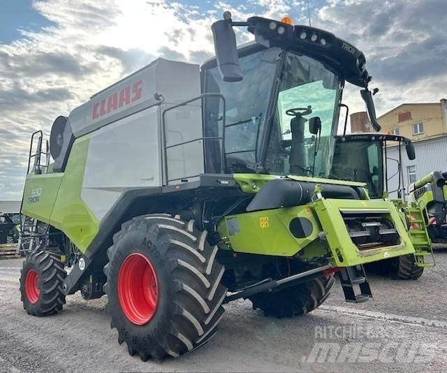 CLAAS TRION 530 Derliaus nuėmimo kombainai