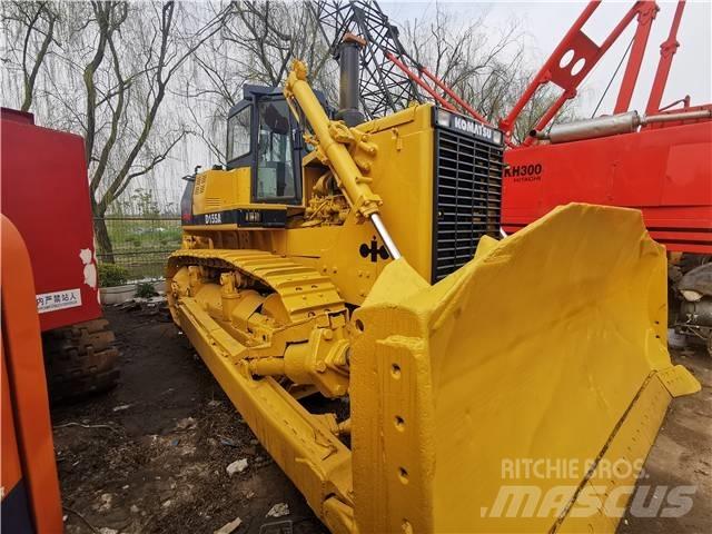 Komatsu D155A Vikšriniai buldozeriai