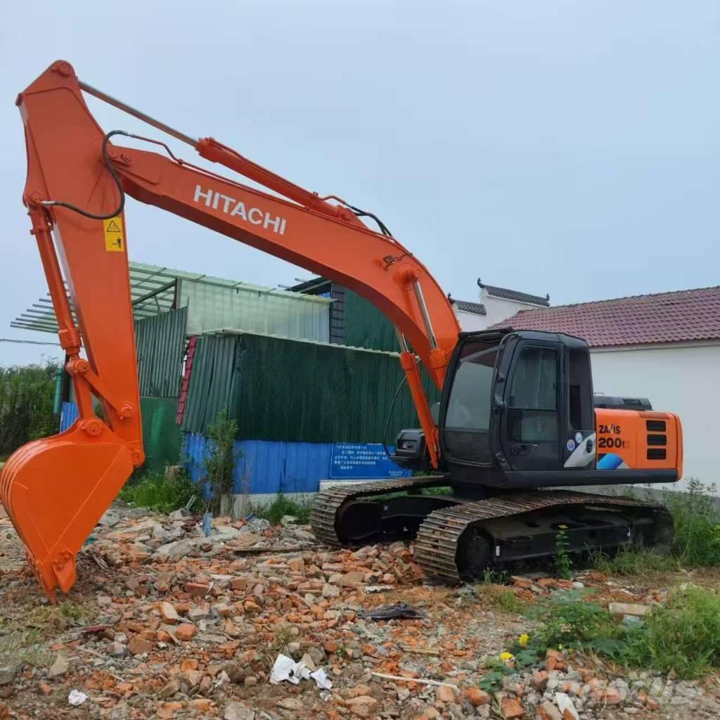 Hitachi ZX 200 Vikšriniai ekskavatoriai