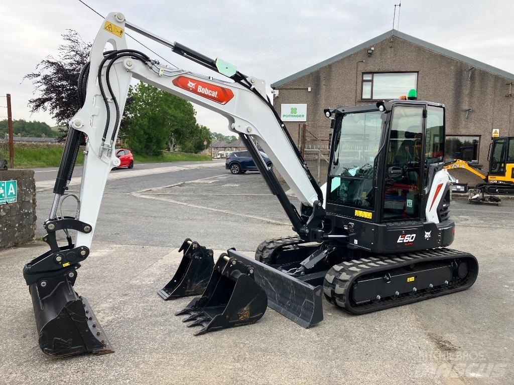 Bobcat E60 Mini ekskavatoriai < 7 t