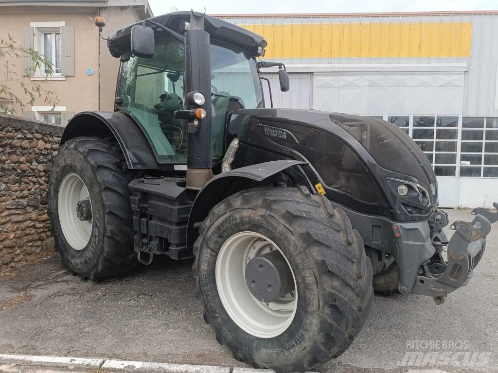 Valtra S 374 Traktoriai
