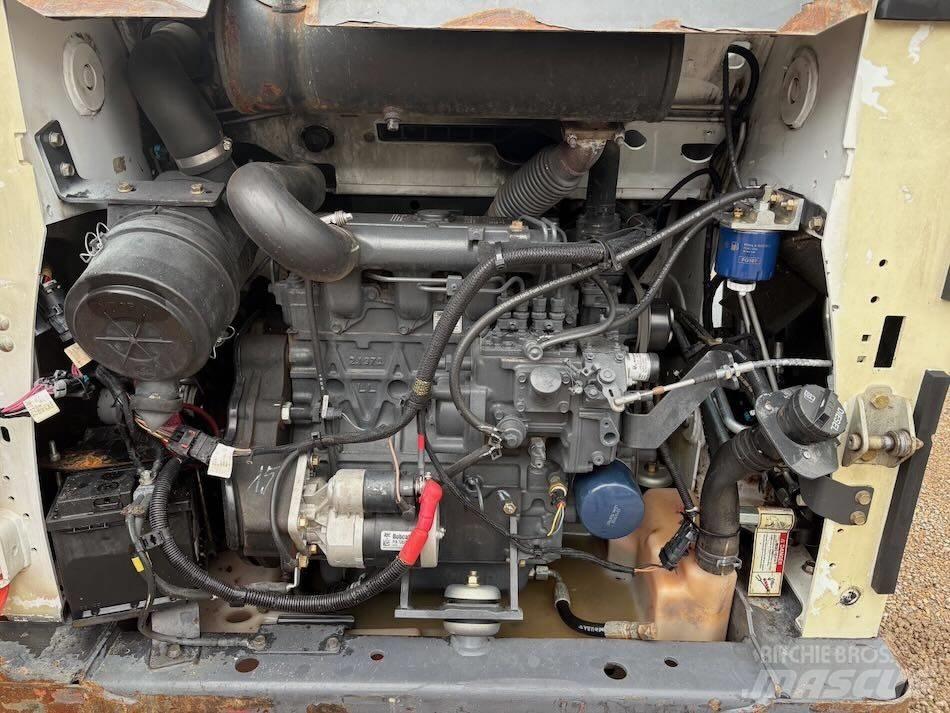 Bobcat S 530 Krautuvai su šoniniu pasukimu