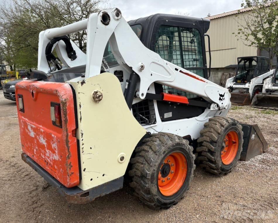 Bobcat S 530 Krautuvai su šoniniu pasukimu
