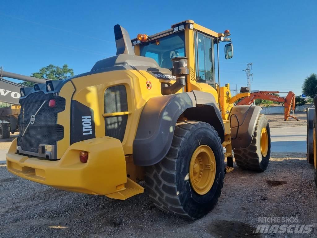 Volvo L 110 H Naudoti ratiniai krautuvai