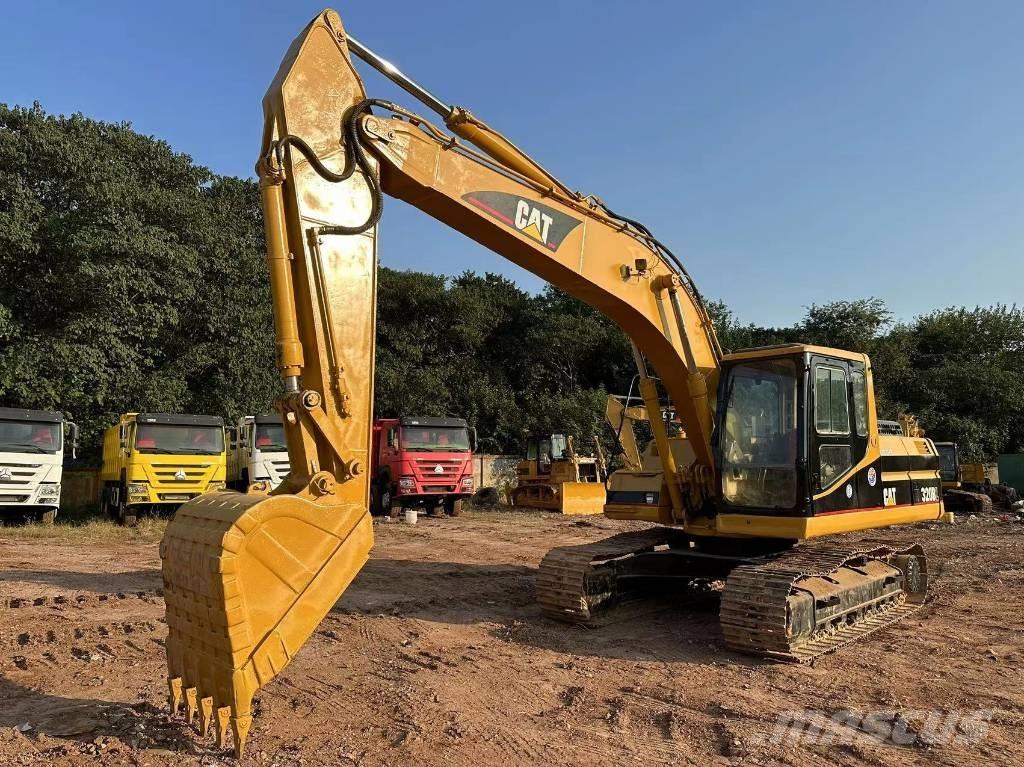 CAT 320 B Vikšriniai ekskavatoriai