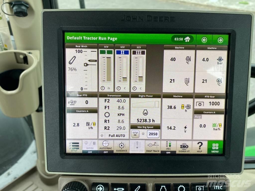 John Deere 6135R Traktoriai