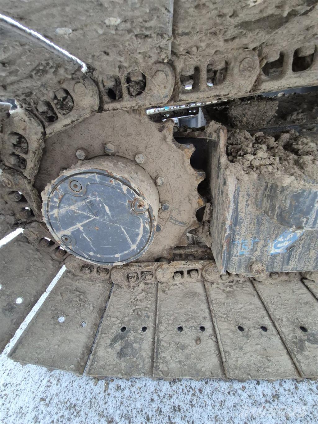 CASE CX90D Vidutinės galios ekskavatoriai 7-12 t