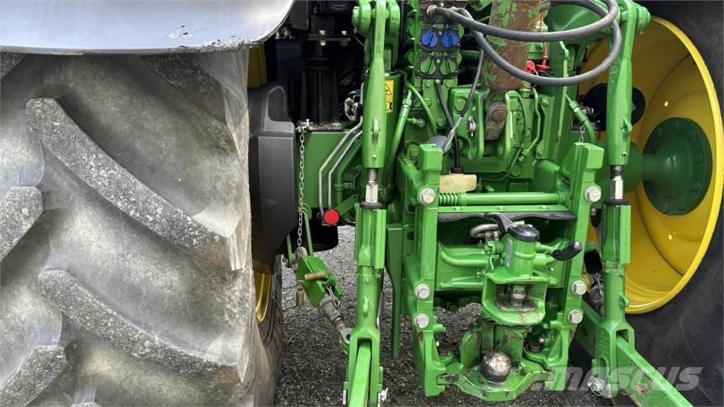 John Deere 6R195 Traktoriai