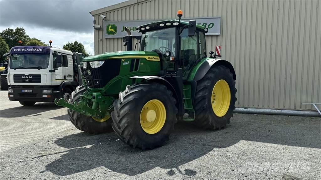 John Deere 6R195 Traktoriai
