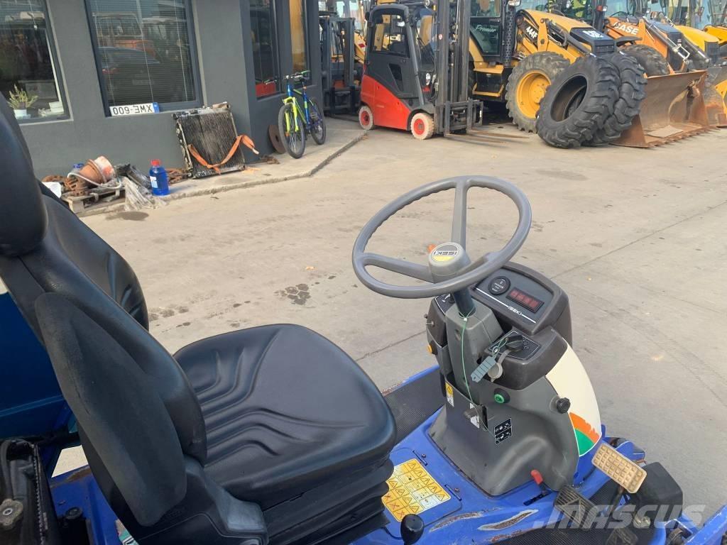Iseki SF 230 FH Sodo traktoriukai-vejapjovės