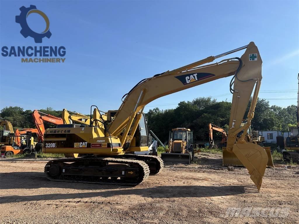 CAT 320 B L Vikšriniai ekskavatoriai