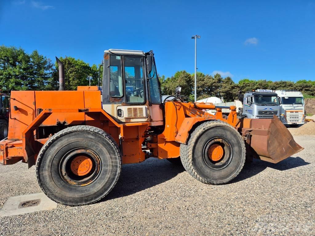 Hitachi FR 130 Naudoti ratiniai krautuvai