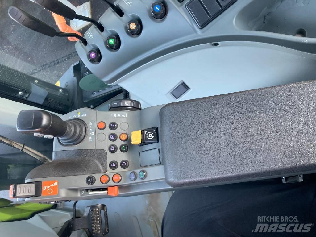 CLAAS Axion 830 CIS Traktoriai
